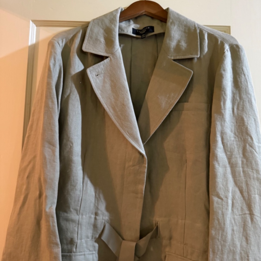 NWOT 20W Sage 100% Linen Lightweight Blazer with Elastic Waist and Front Tie